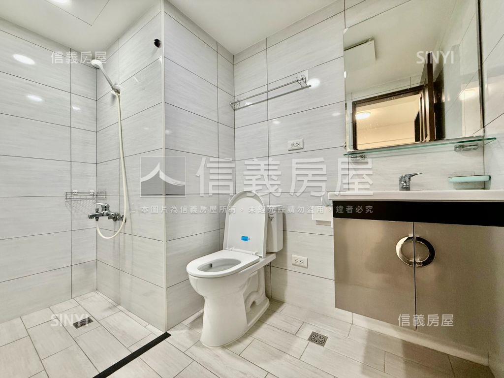 普羅旺斯‧近輕軌‧兩房房屋室內格局與周邊環境