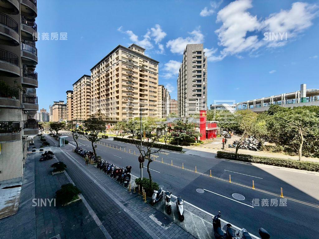 普羅旺斯‧近輕軌‧兩房房屋室內格局與周邊環境