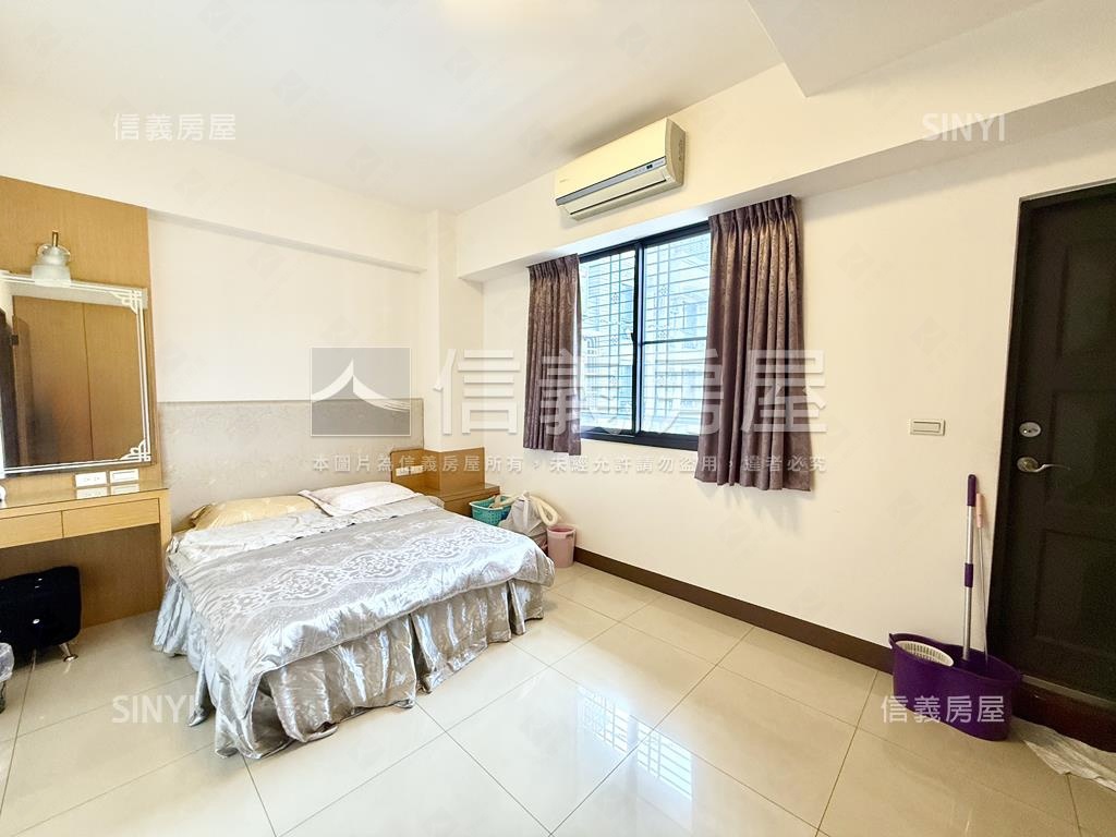 頂新特區霸氣角窗車墅房屋室內格局與周邊環境