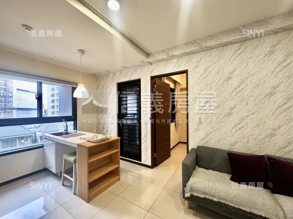 市政潤隆低總價兩房車位房屋室內格局與周邊環境