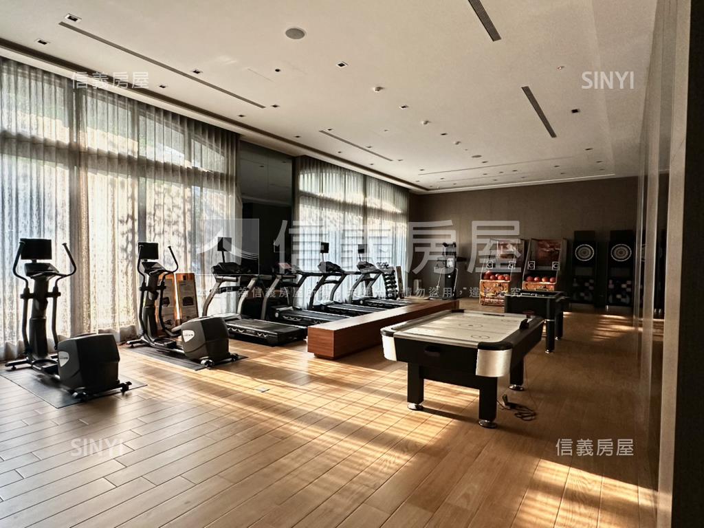 市政潤隆低總價兩房車位房屋室內格局與周邊環境