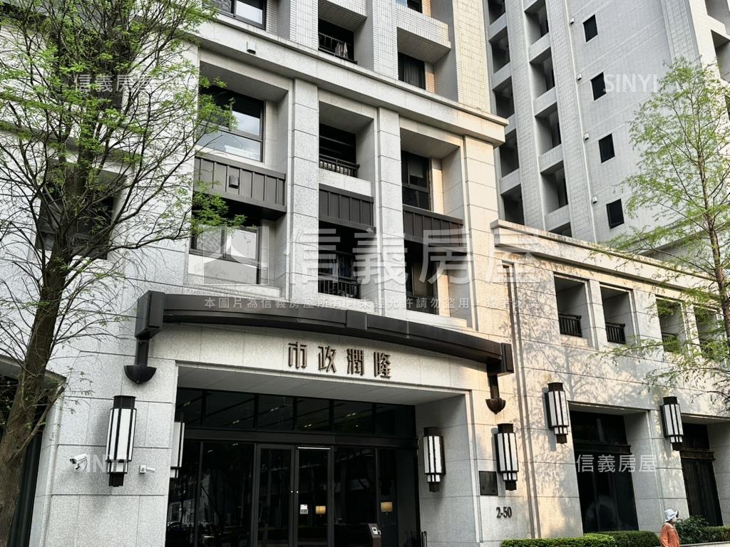 市政潤隆低總價兩房車位房屋室內格局與周邊環境