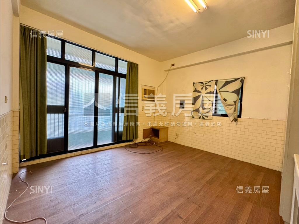 朝南！邊間！低總成家透天房屋室內格局與周邊環境