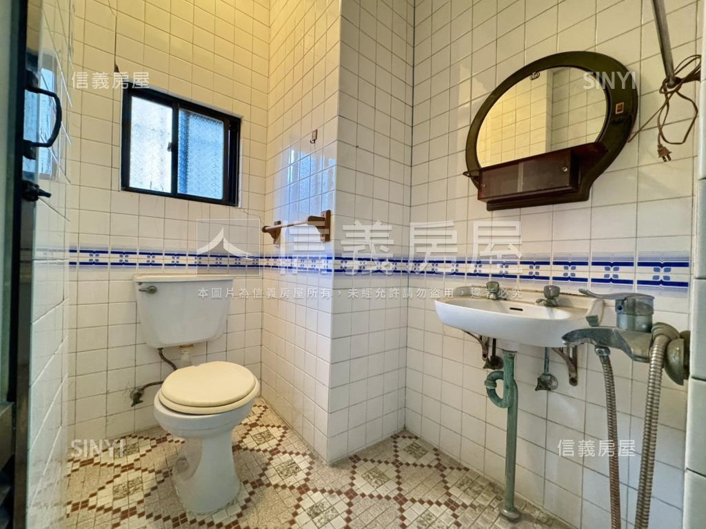 朝南！邊間！低總成家透天房屋室內格局與周邊環境