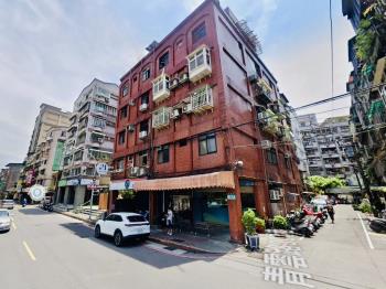 青雲邊間梯間乾淨公寓