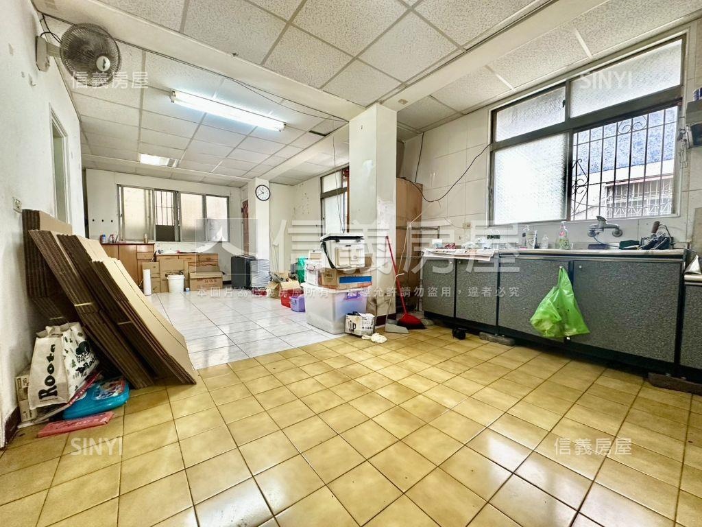 西屯！近捷運大三房！房屋室內格局與周邊環境