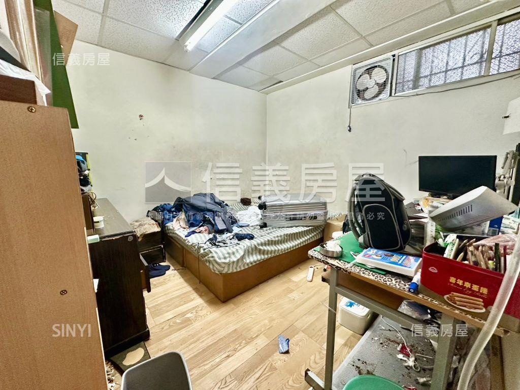 西屯！近捷運大三房！房屋室內格局與周邊環境