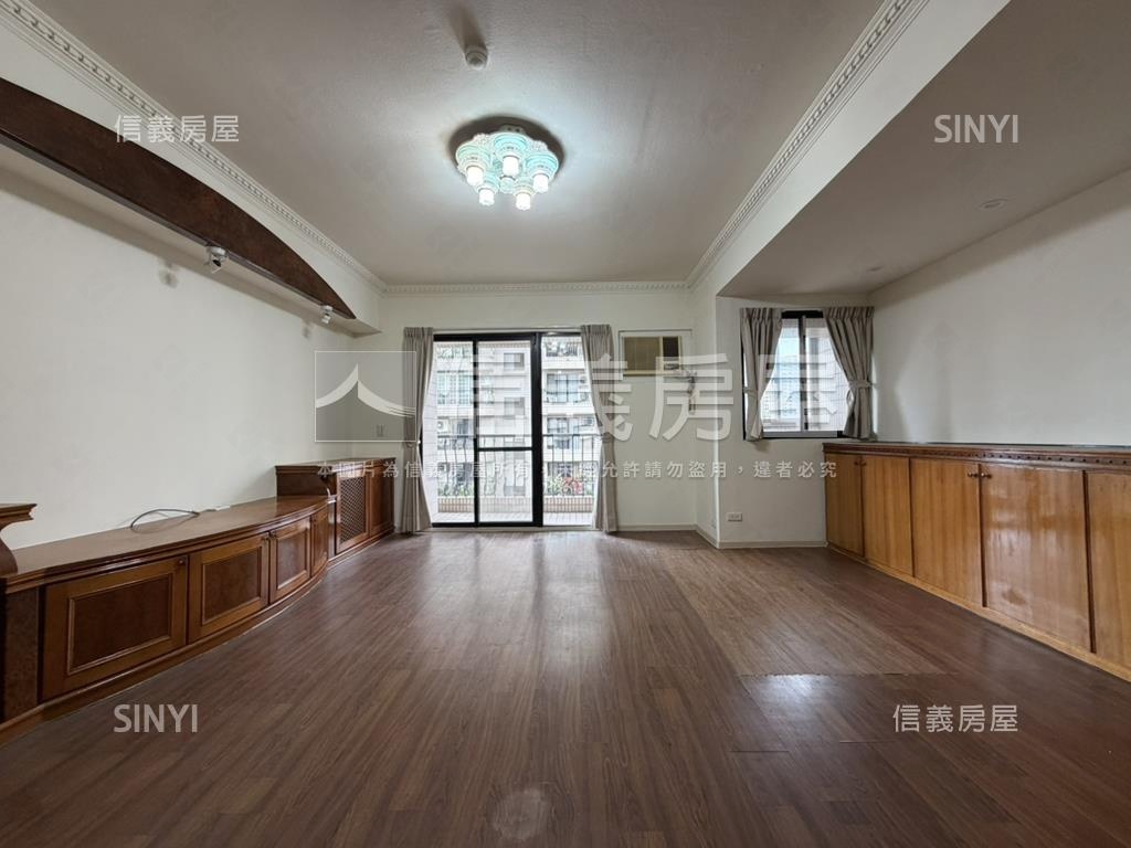 國泰涵翠稀有釋出房屋室內格局與周邊環境