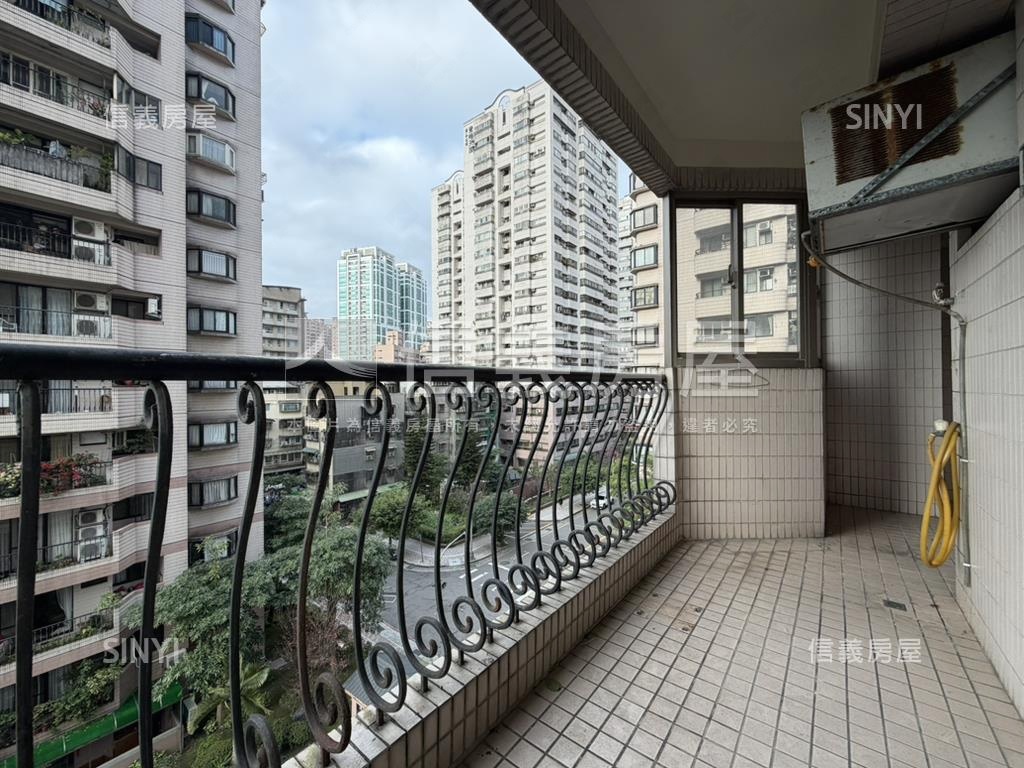 國泰涵翠稀有釋出房屋室內格局與周邊環境