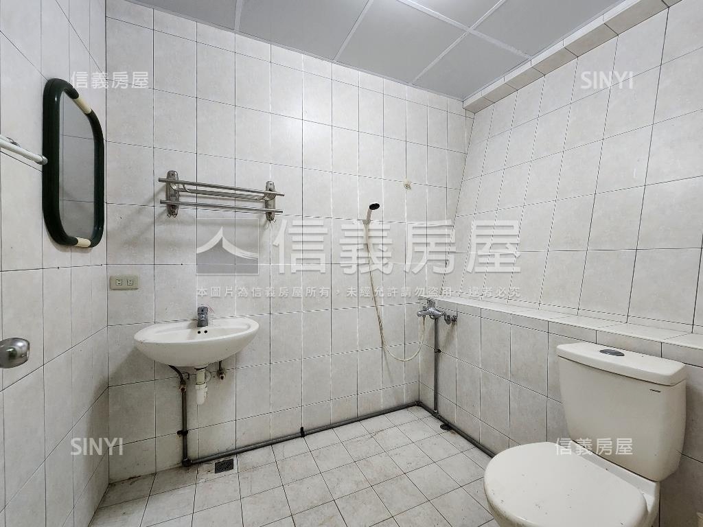 翠山村外翠山綠意公寓房屋室內格局與周邊環境