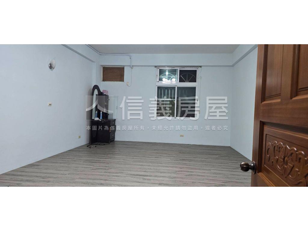 文化路集市鑽錢透天店住房屋室內格局與周邊環境