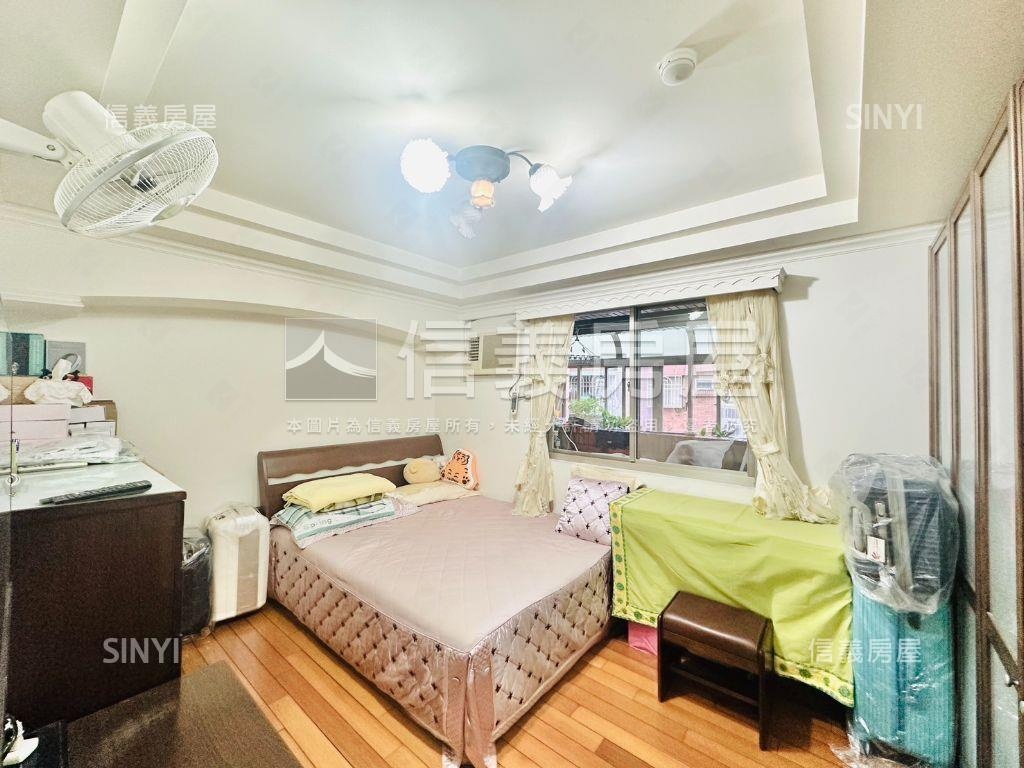 新案～艾菲爾四房附車位房屋室內格局與周邊環境