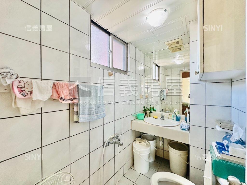 新案～艾菲爾四房附車位房屋室內格局與周邊環境