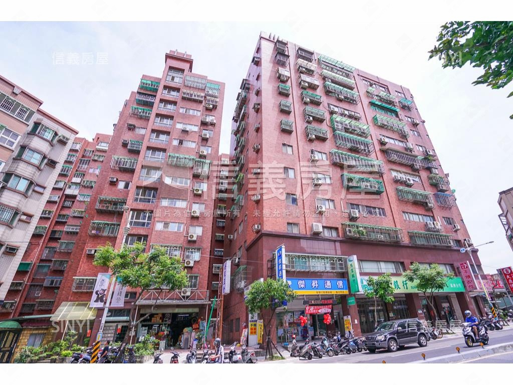 新案～艾菲爾四房附車位房屋室內格局與周邊環境