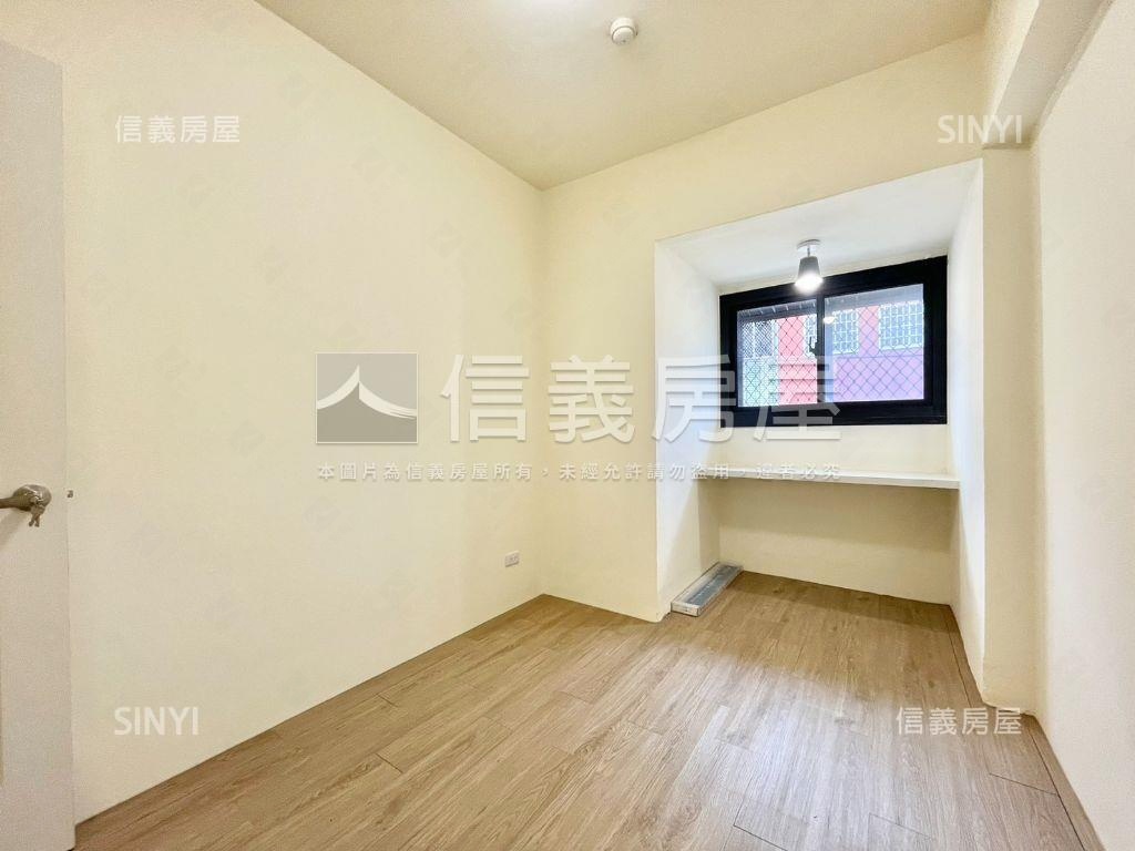 大里稀有低總價三房車位房屋室內格局與周邊環境