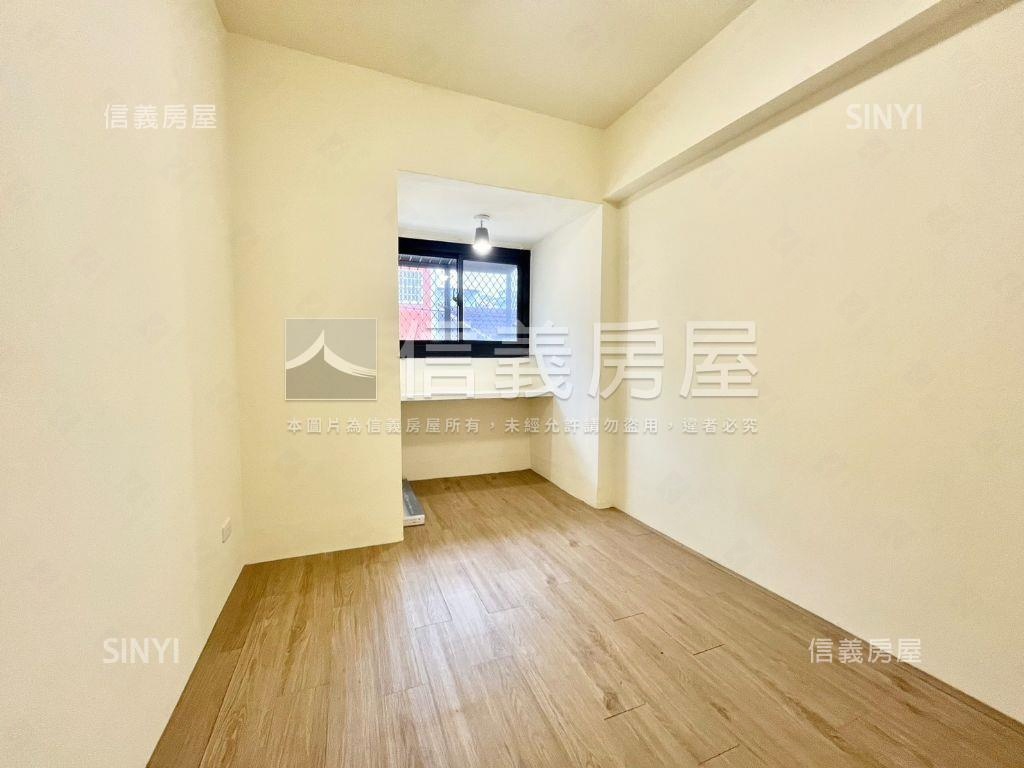 大里稀有低總價三房車位房屋室內格局與周邊環境