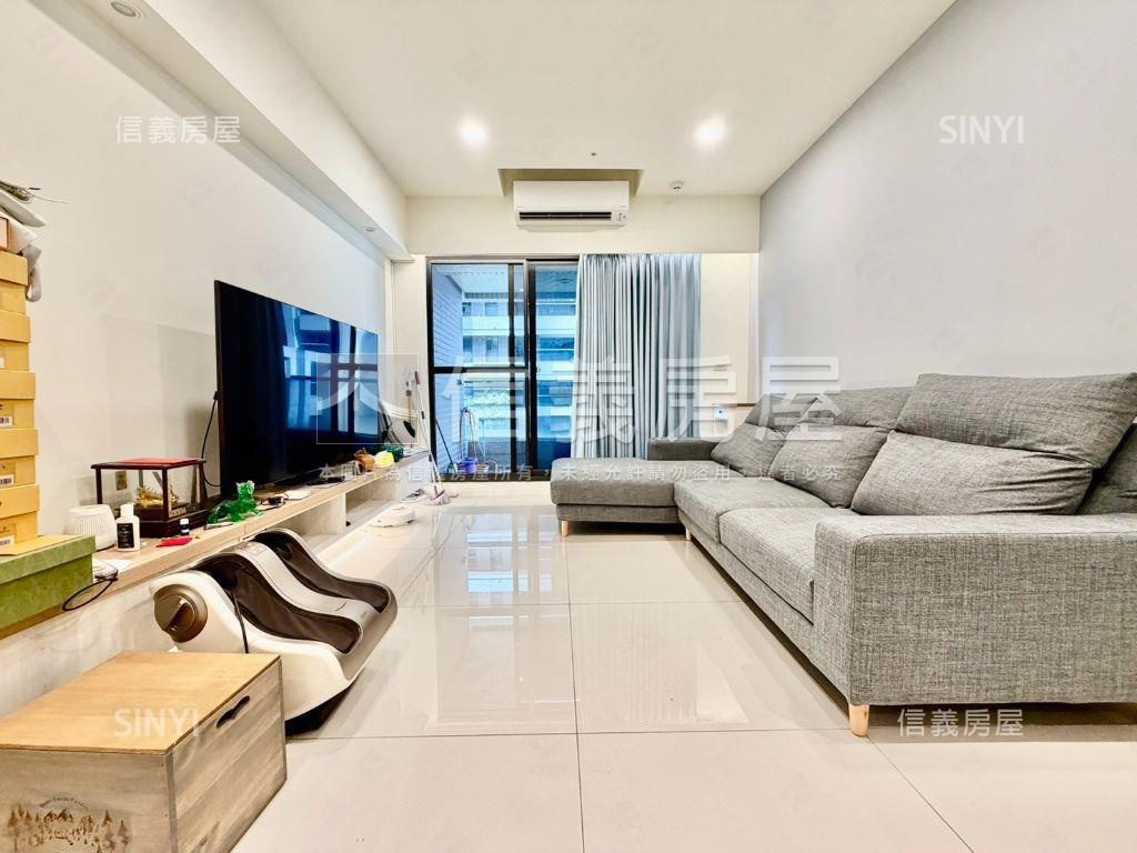 滙世界三房平車房屋室內格局與周邊環境