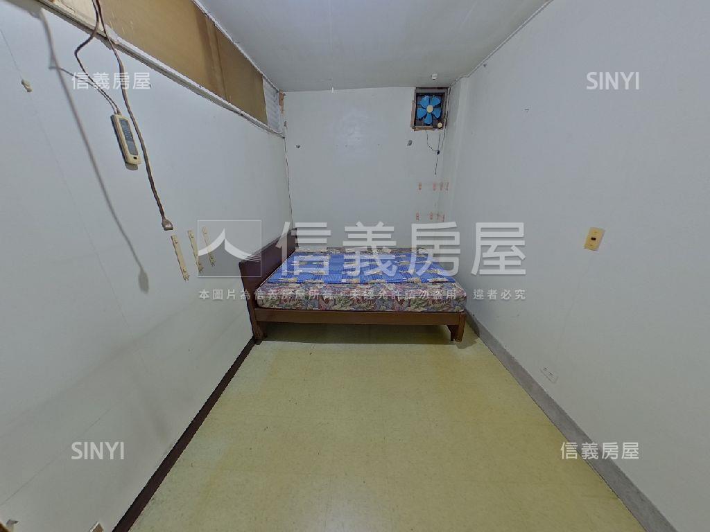 人潮錢潮商機廟口旁透天房屋室內格局與周邊環境