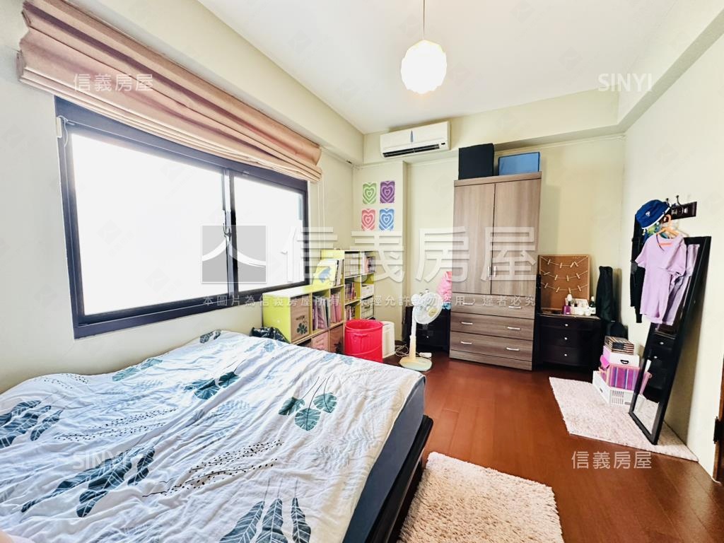 大里二期震後車庫美透天房屋室內格局與周邊環境