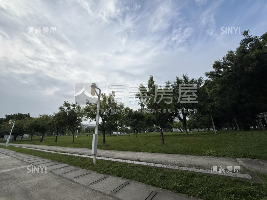 親家中央公園兩房平車房屋室內格局與周邊環境