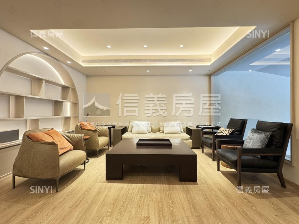 七段豪宅區豪華一樓房屋室內格局與周邊環境