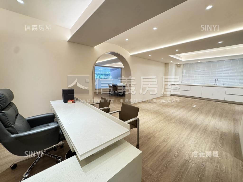 七段豪宅區豪華一樓房屋室內格局與周邊環境