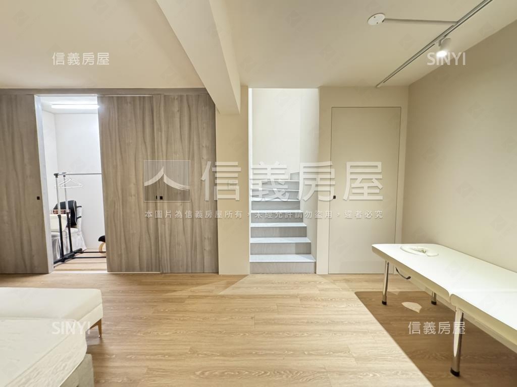 七段豪宅區豪華一樓房屋室內格局與周邊環境