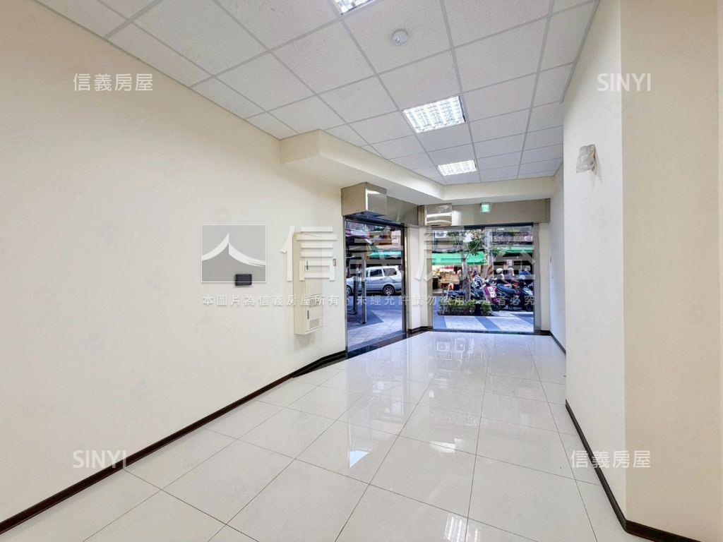 【富域】邊間店面房屋室內格局與周邊環境