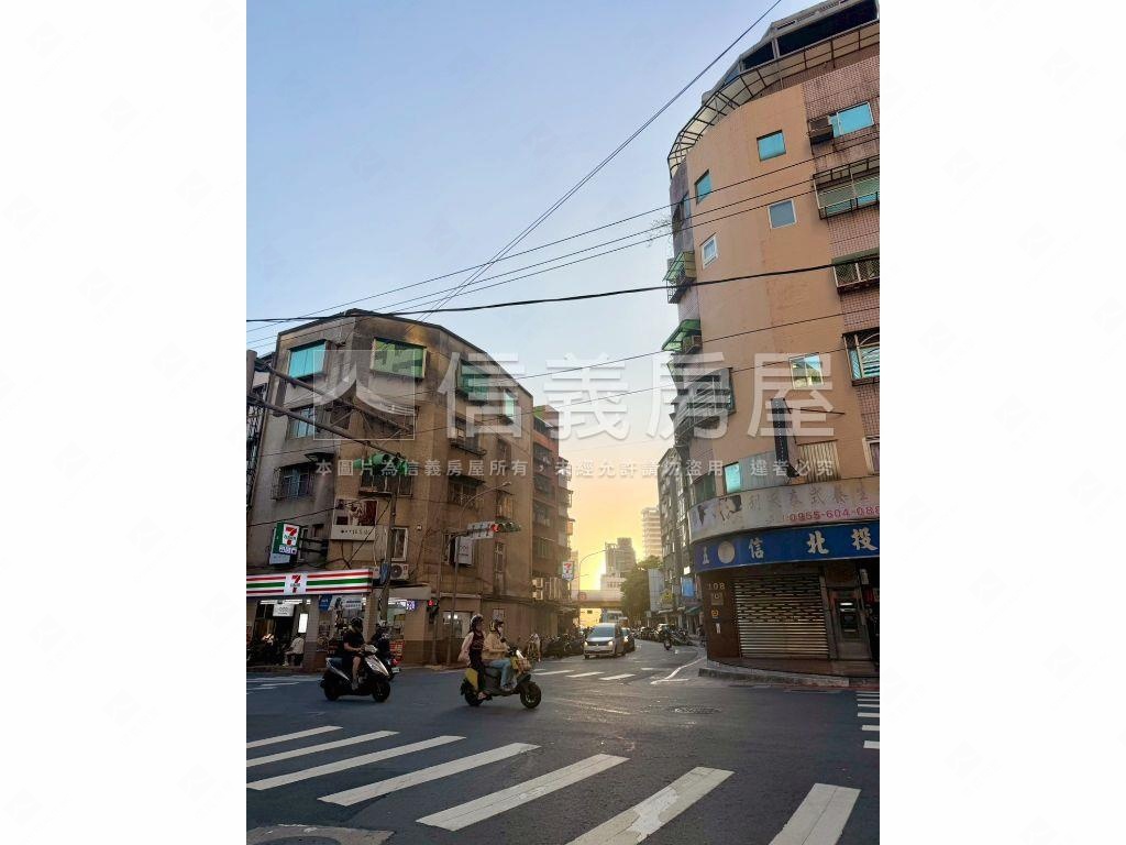 【富域】邊間店面房屋室內格局與周邊環境