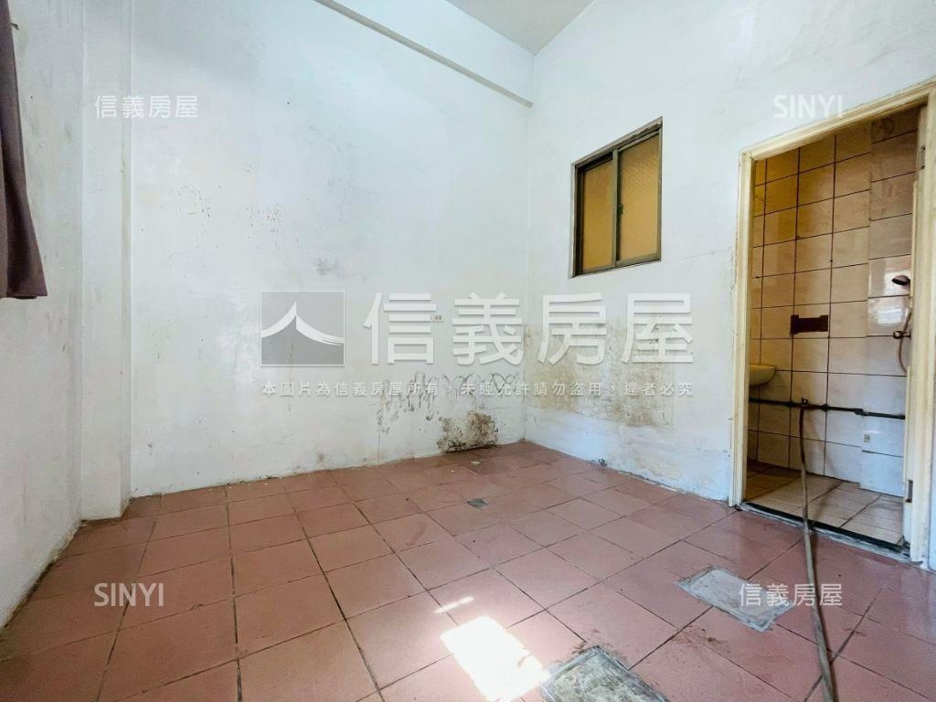 近嶺東大學住商用樓店房屋室內格局與周邊環境