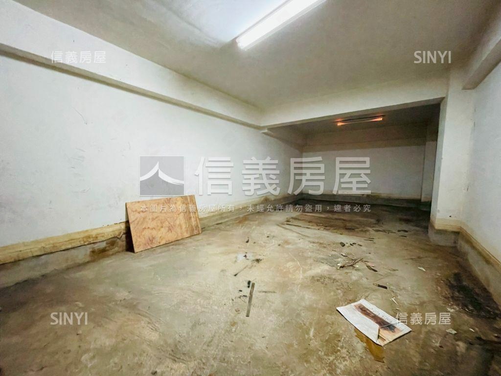 近嶺東大學住商用樓店房屋室內格局與周邊環境