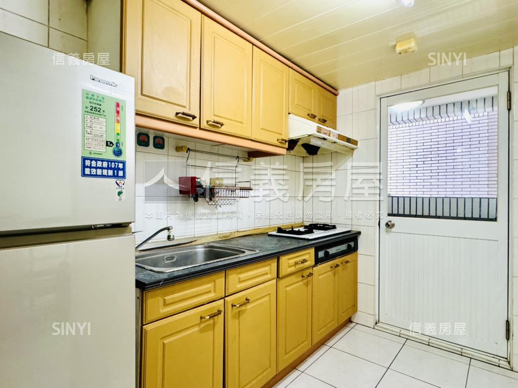 ［永康］高岡屋小巧美宅房屋室內格局與周邊環境