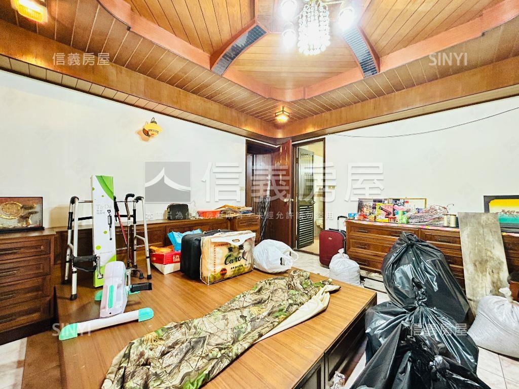 香檳華廈●三代同堂房屋室內格局與周邊環境