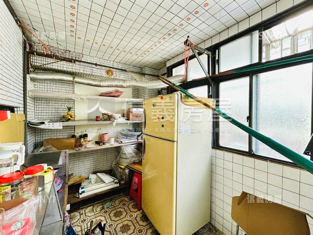 香檳華廈●三代同堂房屋室內格局與周邊環境