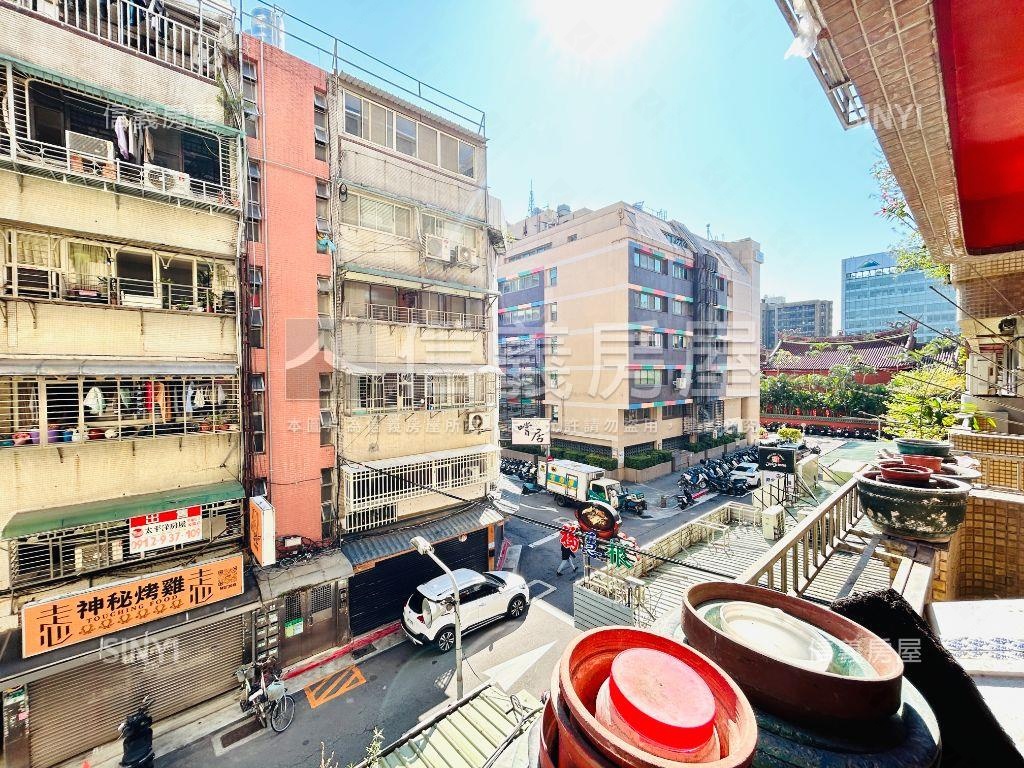 香檳華廈●三代同堂房屋室內格局與周邊環境