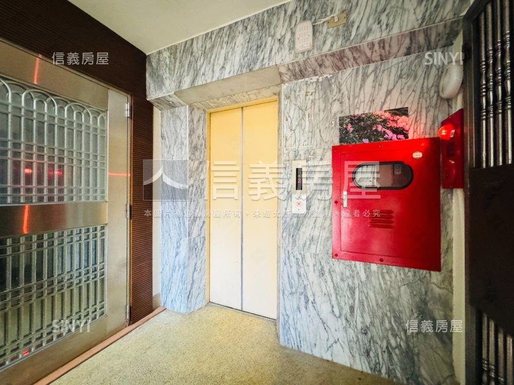 香檳華廈●三代同堂房屋室內格局與周邊環境