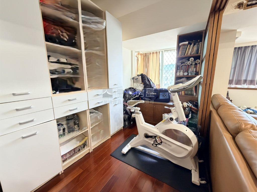 皇家景觀２房車位房屋室內格局與周邊環境