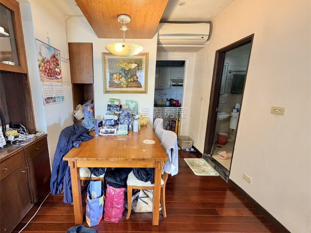 皇家景觀２房車位房屋室內格局與周邊環境
