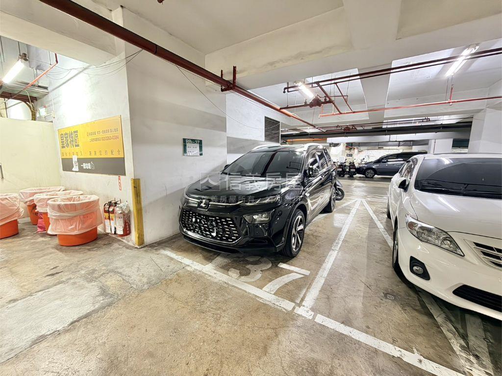 皇家景觀２房車位房屋室內格局與周邊環境