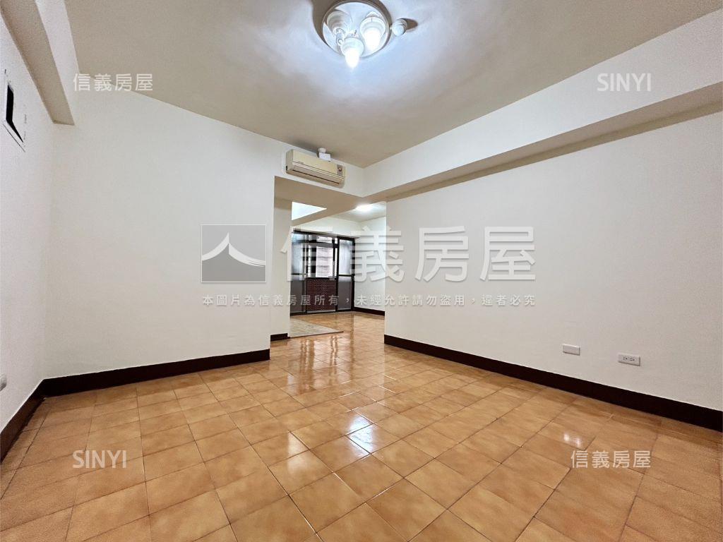 華府園★中正學區電梯兩房房屋室內格局與周邊環境