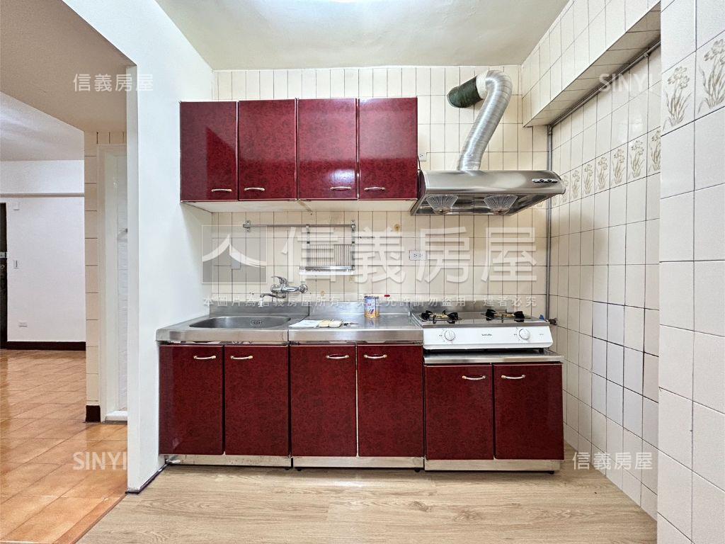 華府園★中正學區電梯兩房房屋室內格局與周邊環境