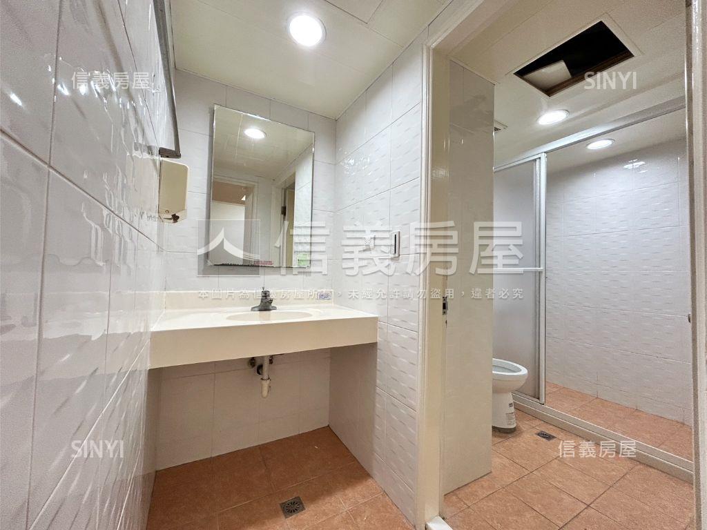 華府園★中正學區電梯兩房房屋室內格局與周邊環境