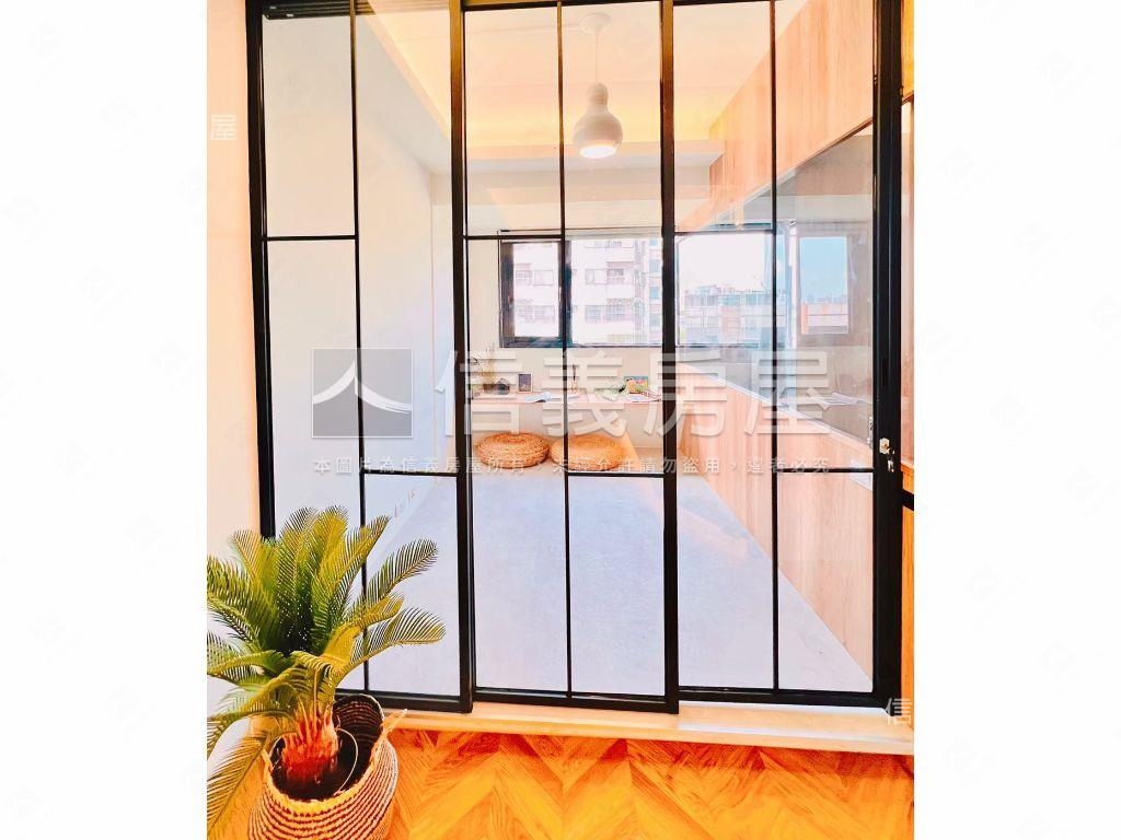 近水湳經貿電梯美兩房房屋室內格局與周邊環境