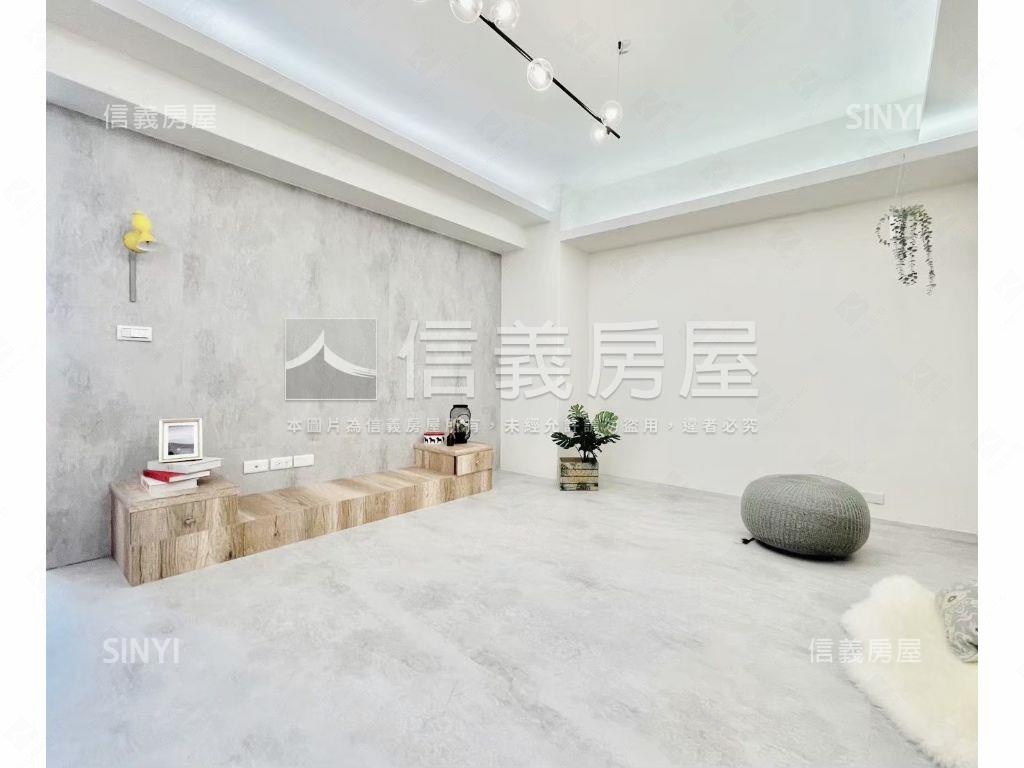 近水湳經貿電梯美兩房房屋室內格局與周邊環境