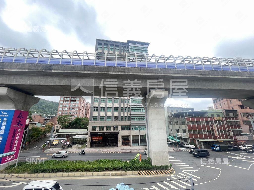 新北捷運收益店面房屋室內格局與周邊環境