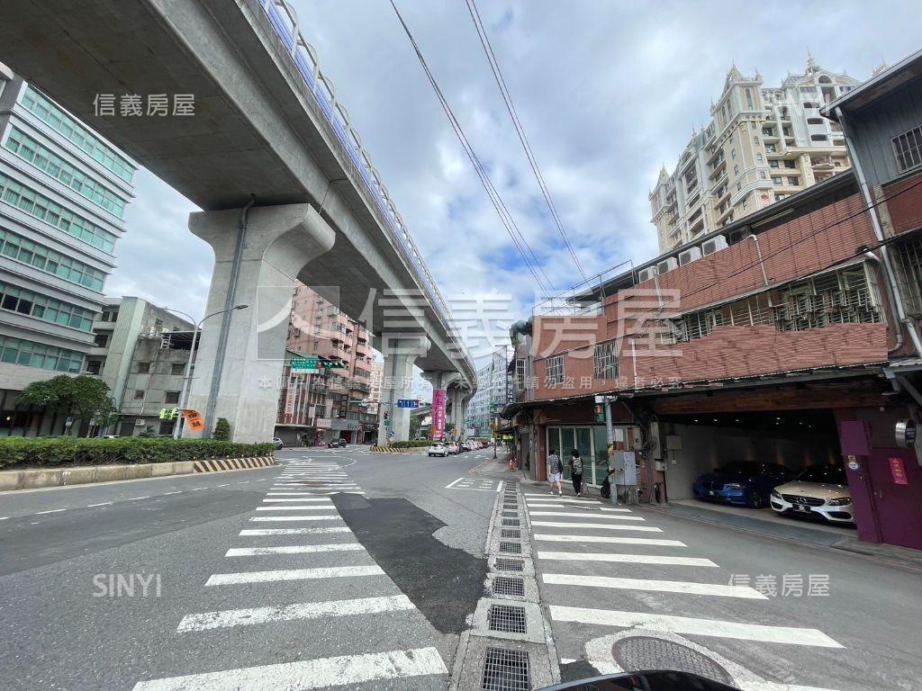 新北捷運收益店面房屋室內格局與周邊環境