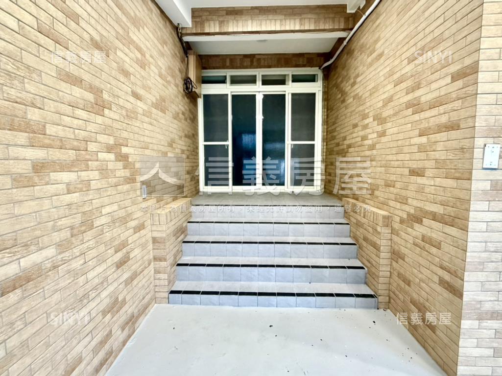 文山區光輝美裝潢一樓房屋室內格局與周邊環境