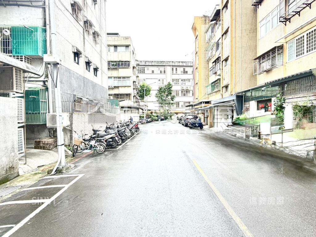 文山區光輝美裝潢一樓房屋室內格局與周邊環境