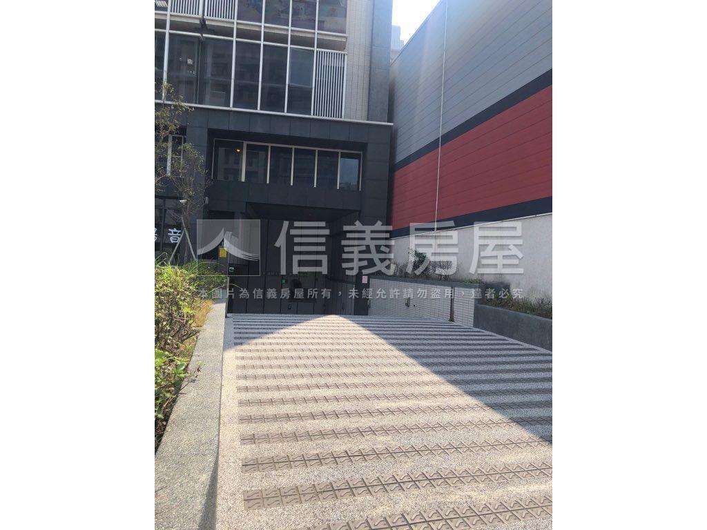 竹北法院特區稀有釋出商辦房屋室內格局與周邊環境