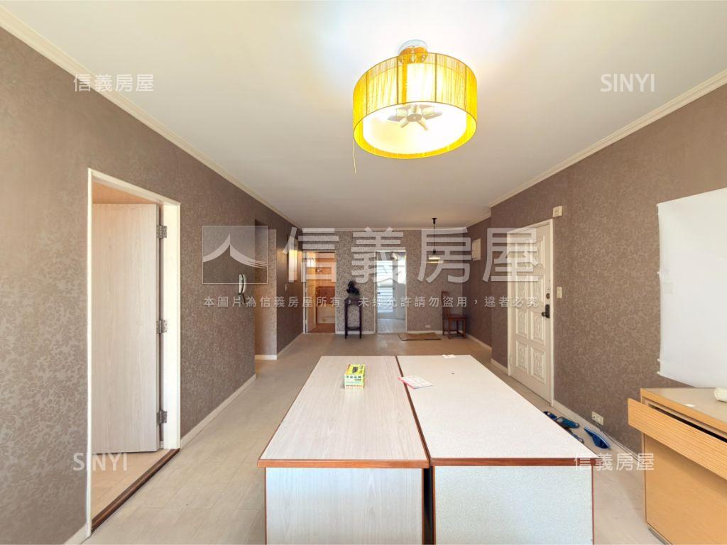 超稀有面校園太子哈佛房屋室內格局與周邊環境